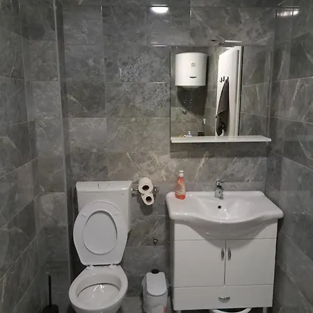 Emilija Apartamento *